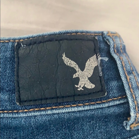 AE Ripped Jean Shorts - Picture 3 of 4